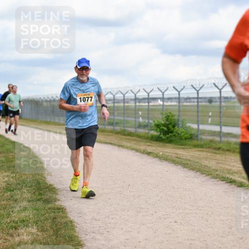 14.09.2025 - Airport Race Dr. Thomas Lammeyer http://msf.ph/oto/8882639 14.09.2025 12:35:40 Laufen 1077, 1419 meine-sportfotos.de