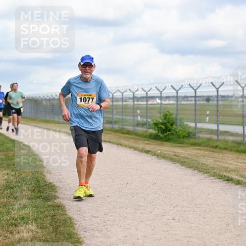 14.09.2025 - Airport Race Dr. Thomas Lammeyer http://msf.ph/oto/8882643 14.09.2025 12:35:40 Laufen 1077 meine-sportfotos.de