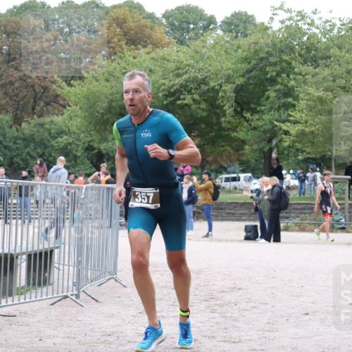 14.09.2025 - Stadtparktriathlon Strokosch-Dieckow http://msf.ph/oto/8882668 14.09.2025 09:50:49 Ziel 357 meine-sportfotos.de