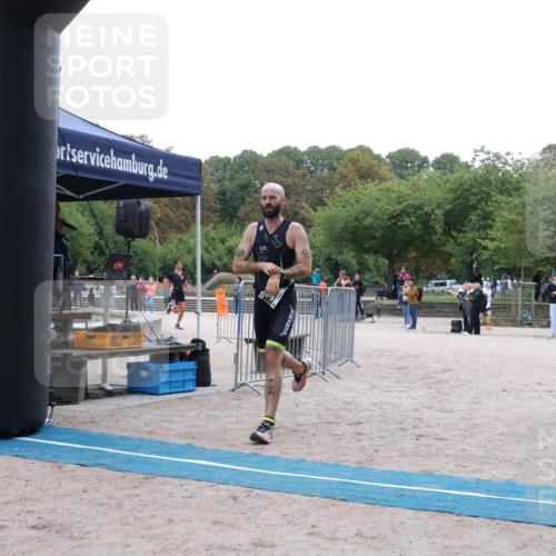 14.09.2025 - Stadtparktriathlon Strokosch-Dieckow http://msf.ph/oto/8882681 14.09.2025 09:50:56 Ziel 357, 369, 376 meine-sportfotos.de