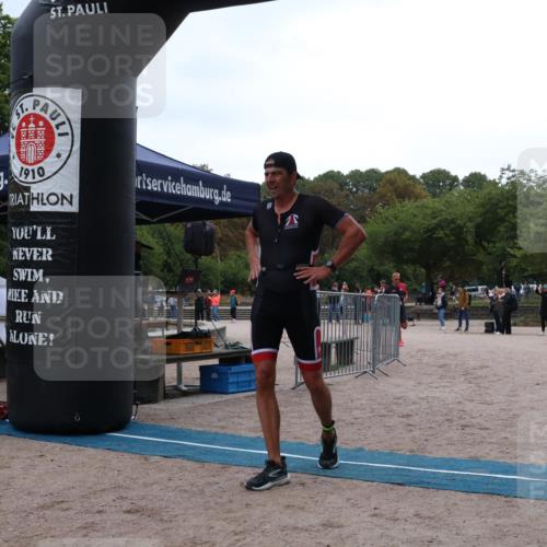 14.09.2025 - Stadtparktriathlon Strokosch-Dieckow http://msf.ph/oto/8882703 14.09.2025 09:51:02 Ziel 336, 369, 376, 378 meine-sportfotos.de
