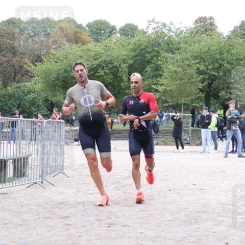 14.09.2025 - Stadtparktriathlon Strokosch-Dieckow http://msf.ph/oto/8882711 14.09.2025 09:51:05 Ziel 313, 336, 376, 378 meine-sportfotos.de