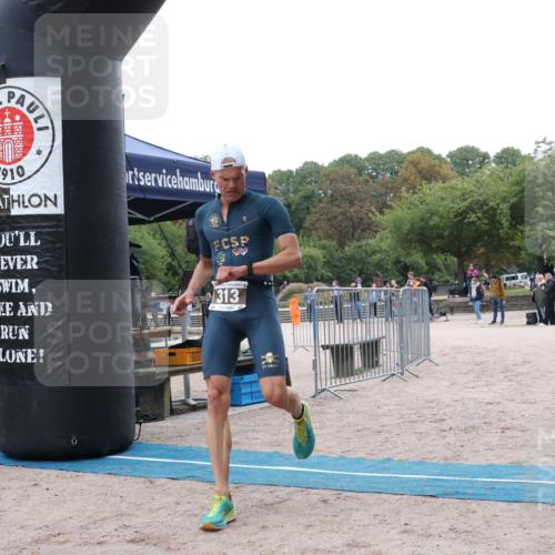 14.09.2025 - Stadtparktriathlon Strokosch-Dieckow http://msf.ph/oto/8882739 14.09.2025 09:51:11 Ziel 313, 336, 378 meine-sportfotos.de