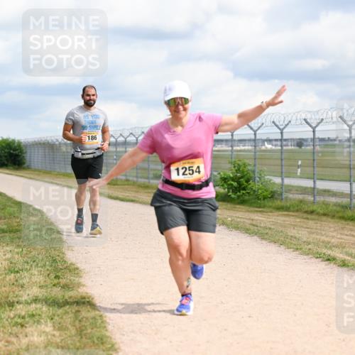 14.09.2025 - Airport Race Dr. Thomas Lammeyer http://msf.ph/oto/8882858 14.09.2025 12:36:05 Laufen 186, 1254 meine-sportfotos.de