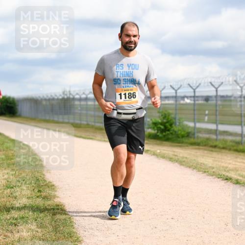 14.09.2025 - Airport Race Dr. Thomas Lammeyer http://msf.ph/oto/8882891 14.09.2025 12:36:07 Laufen 1186 meine-sportfotos.de