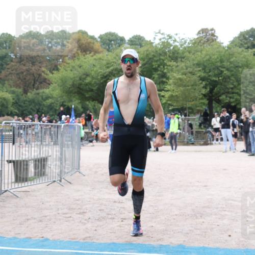 14.09.2025 - Stadtparktriathlon Strokosch-Dieckow http://msf.ph/oto/8882942 14.09.2025 09:55:40 Ziel 312, 316, 414, 435 meine-sportfotos.de