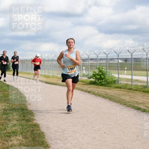 14.09.2025 - Airport Race Dr. Thomas Lammeyer http://msf.ph/oto/8882971 14.09.2025 12:36:19 Laufen 1987 meine-sportfotos.de