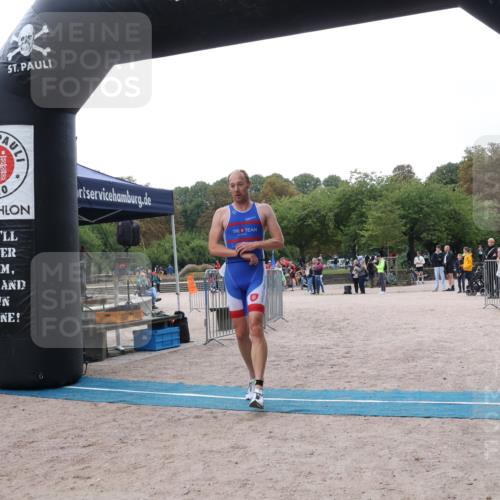 14.09.2025 - Stadtparktriathlon Strokosch-Dieckow http://msf.ph/oto/8883004 14.09.2025 09:57:19 Ziel 416 meine-sportfotos.de