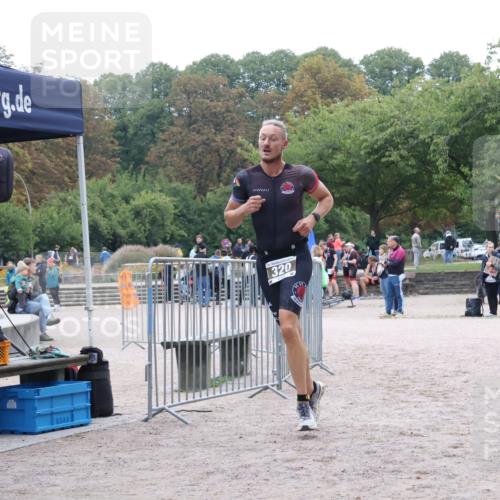 14.09.2025 - Stadtparktriathlon Strokosch-Dieckow http://msf.ph/oto/8883029 14.09.2025 09:57:37 Ziel 320 meine-sportfotos.de