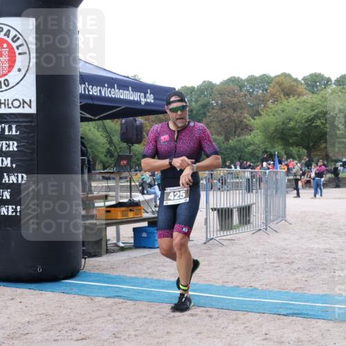 14.09.2025 - Stadtparktriathlon Strokosch-Dieckow http://msf.ph/oto/8883059 14.09.2025 09:57:58 Ziel 317, 425 meine-sportfotos.de