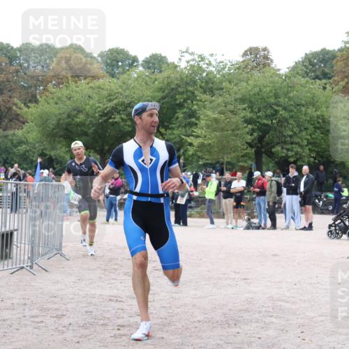 14.09.2025 - Stadtparktriathlon Strokosch-Dieckow http://msf.ph/oto/8883065 14.09.2025 09:58:09 Ziel 311, 389 meine-sportfotos.de