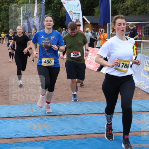 14.09.2025 - Airport Race Strokosch-Dieckow http://msf.ph/oto/8883069 14.09.2025 12:45:36 Ziel 228, 450, 1016, 1208, 1379, 1417, 1591, 1768, 1929, 1941, 4116 meine-sportfotos.de