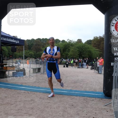 14.09.2025 - Stadtparktriathlon Strokosch-Dieckow http://msf.ph/oto/8883071 14.09.2025 09:58:10 Ziel 311, 389 meine-sportfotos.de