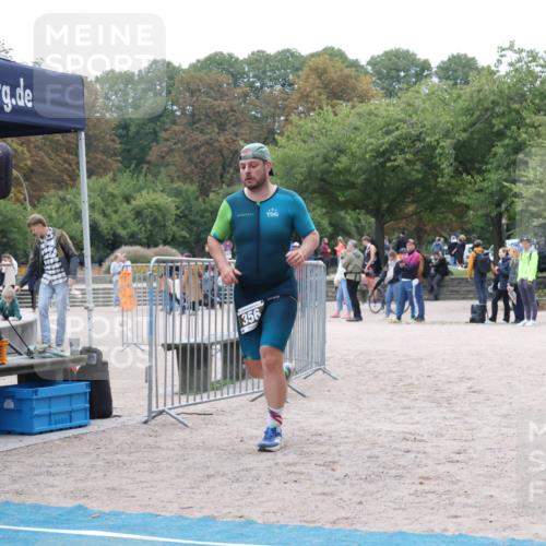 14.09.2025 - Stadtparktriathlon Strokosch-Dieckow http://msf.ph/oto/8883110 14.09.2025 09:59:50 Ziel 356 meine-sportfotos.de