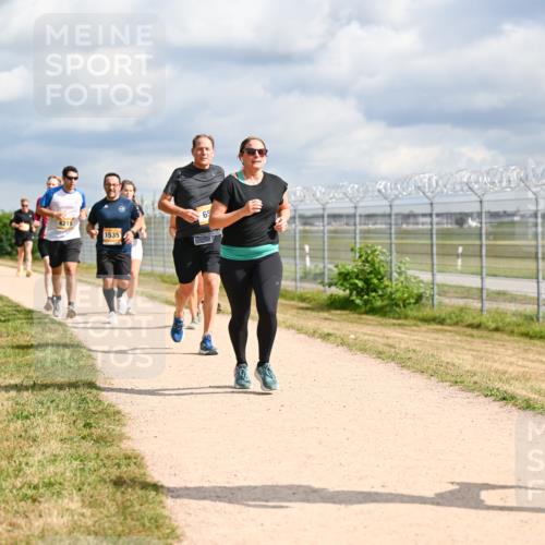 14.09.2025 - Airport Race Dr. Thomas Lammeyer http://msf.ph/oto/8883174 14.09.2025 12:36:38 Laufen 4215, 1535, 65, 1915 meine-sportfotos.de