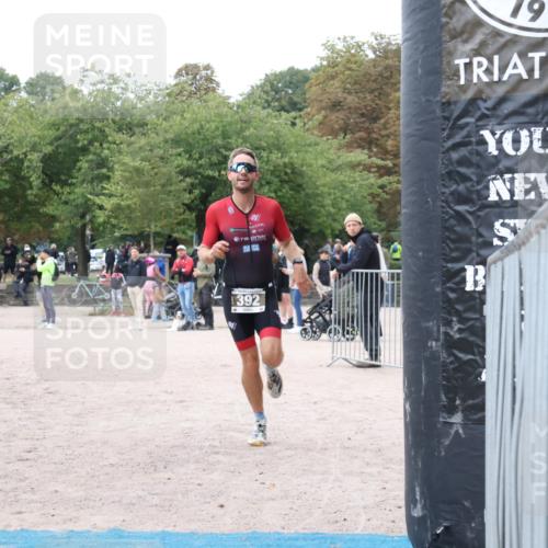 14.09.2025 - Stadtparktriathlon Strokosch-Dieckow http://msf.ph/oto/8883196 14.09.2025 10:02:37 Ziel 392 meine-sportfotos.de