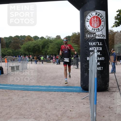 14.09.2025 - Stadtparktriathlon Strokosch-Dieckow http://msf.ph/oto/8883199 14.09.2025 10:02:38 Ziel 392 meine-sportfotos.de