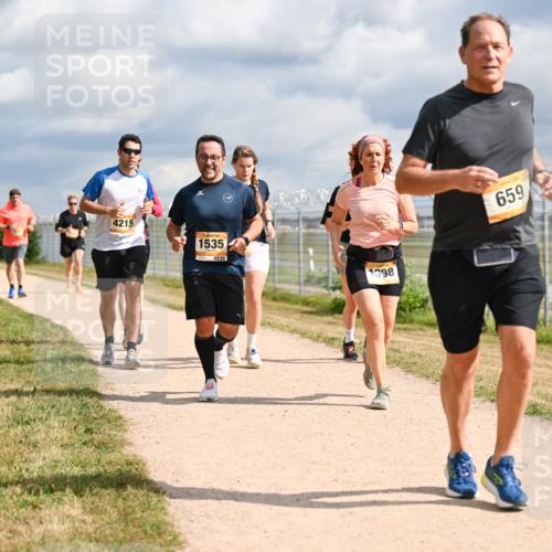 14.09.2025 - Airport Race Dr. Thomas Lammeyer http://msf.ph/oto/8883216 14.09.2025 12:36:41 Laufen 4215, 1535, 1535, 1098, 659 meine-sportfotos.de