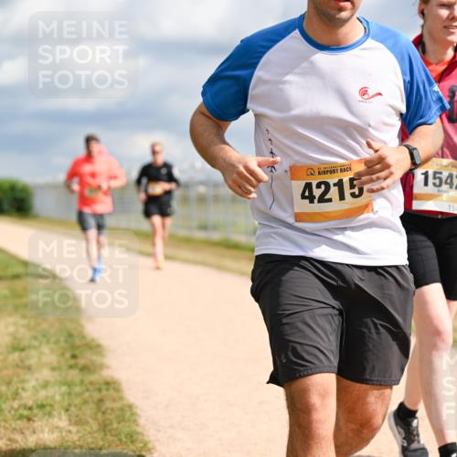 14.09.2025 - Airport Race Dr. Thomas Lammeyer http://msf.ph/oto/8883273 14.09.2025 12:36:46 Laufen 42, 4215, 1542, 1542 meine-sportfotos.de