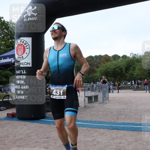 14.09.2025 - Stadtparktriathlon Strokosch-Dieckow http://msf.ph/oto/8883327 14.09.2025 10:06:30 Ziel 380, 418, 431 meine-sportfotos.de