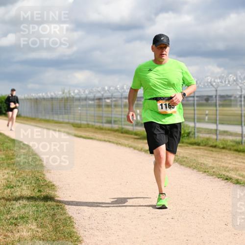 14.09.2025 - Airport Race Dr. Thomas Lammeyer http://msf.ph/oto/8883426 14.09.2025 12:37:09 Laufen 1165 meine-sportfotos.de
