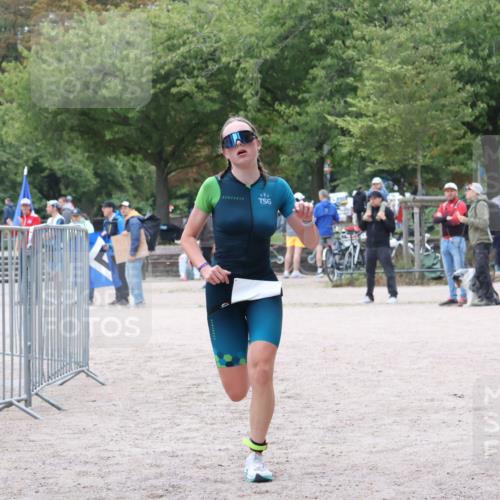 14.09.2025 - Stadtparktriathlon Strokosch-Dieckow http://msf.ph/oto/8883498 14.09.2025 10:10:33 Ziel 487 meine-sportfotos.de