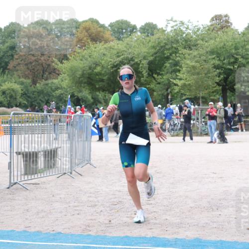 14.09.2025 - Stadtparktriathlon Strokosch-Dieckow http://msf.ph/oto/8883500 14.09.2025 10:10:34 Ziel 487 meine-sportfotos.de