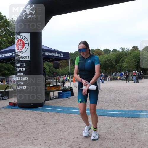 14.09.2025 - Stadtparktriathlon Strokosch-Dieckow http://msf.ph/oto/8883509 14.09.2025 10:10:35 Ziel 487 meine-sportfotos.de