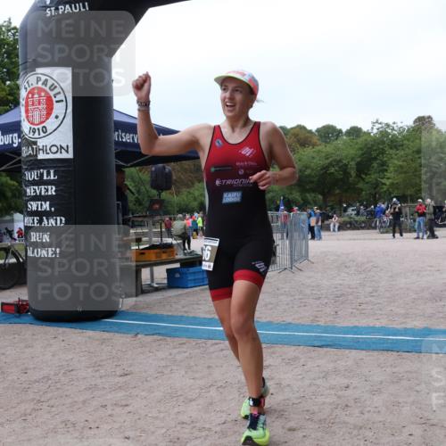 14.09.2025 - Stadtparktriathlon Strokosch-Dieckow http://msf.ph/oto/8883522 14.09.2025 10:10:52 Ziel 466 meine-sportfotos.de