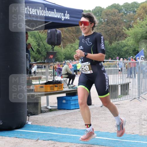 14.09.2025 - Stadtparktriathlon Strokosch-Dieckow http://msf.ph/oto/8883564 14.09.2025 10:13:50 Ziel 420 meine-sportfotos.de