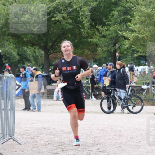 14.09.2025 - Stadtparktriathlon Strokosch-Dieckow http://msf.ph/oto/8883595 14.09.2025 10:14:56 Ziel 478 meine-sportfotos.de