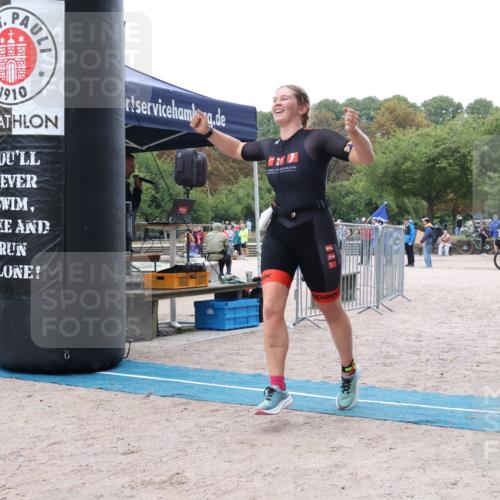 14.09.2025 - Stadtparktriathlon Strokosch-Dieckow http://msf.ph/oto/8883609 14.09.2025 10:14:59 Ziel 478 meine-sportfotos.de