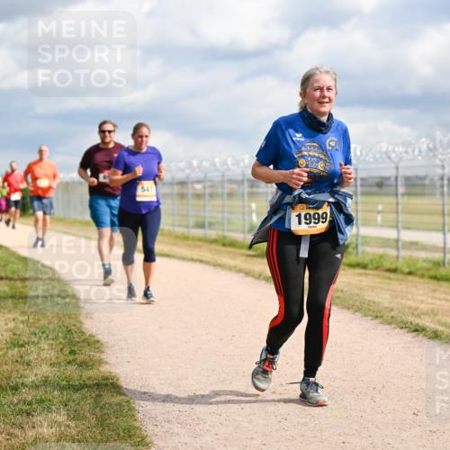 14.09.2025 - Airport Race Dr. Thomas Lammeyer http://msf.ph/oto/8883617 14.09.2025 12:37:47 Laufen 543, 1999 meine-sportfotos.de