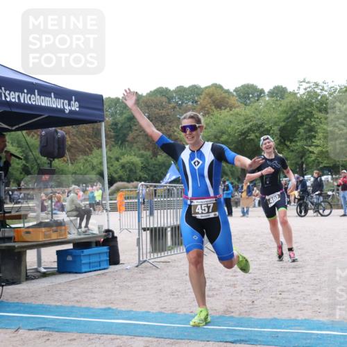 14.09.2025 - Stadtparktriathlon Strokosch-Dieckow http://msf.ph/oto/8883622 14.09.2025 10:15:21 Ziel 457, 493 meine-sportfotos.de