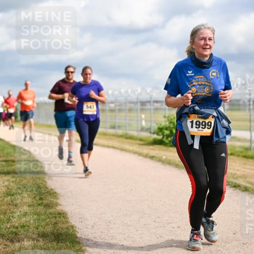 14.09.2025 - Airport Race Dr. Thomas Lammeyer http://msf.ph/oto/8883625 14.09.2025 12:37:48 Laufen 333, 543, 1999 meine-sportfotos.de