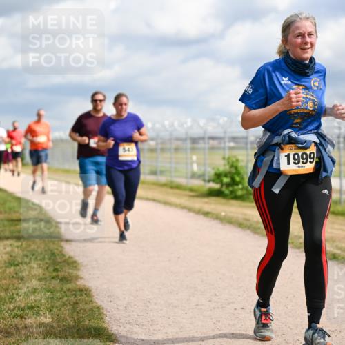 14.09.2025 - Airport Race Dr. Thomas Lammeyer http://msf.ph/oto/8883627 14.09.2025 12:37:48 Laufen 543, 1999 meine-sportfotos.de