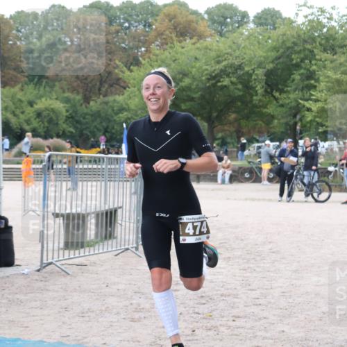 14.09.2025 - Stadtparktriathlon Strokosch-Dieckow http://msf.ph/oto/8883666 14.09.2025 10:16:11 Ziel 474 meine-sportfotos.de