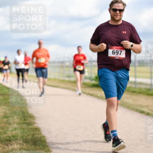 14.09.2025 - Airport Race Dr. Thomas Lammeyer http://msf.ph/oto/8883670 14.09.2025 12:37:51 Laufen 697 meine-sportfotos.de