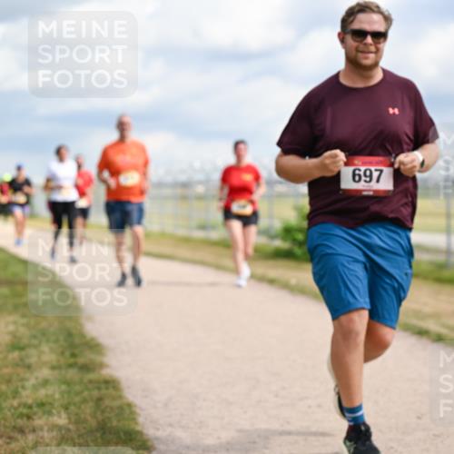 14.09.2025 - Airport Race Dr. Thomas Lammeyer http://msf.ph/oto/8883673 14.09.2025 12:37:51 Laufen 697 meine-sportfotos.de