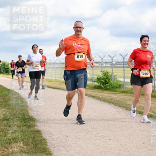 14.09.2025 - Airport Race Dr. Thomas Lammeyer http://msf.ph/oto/8883696 14.09.2025 12:37:54 Laufen 2184, 619, 566 meine-sportfotos.de