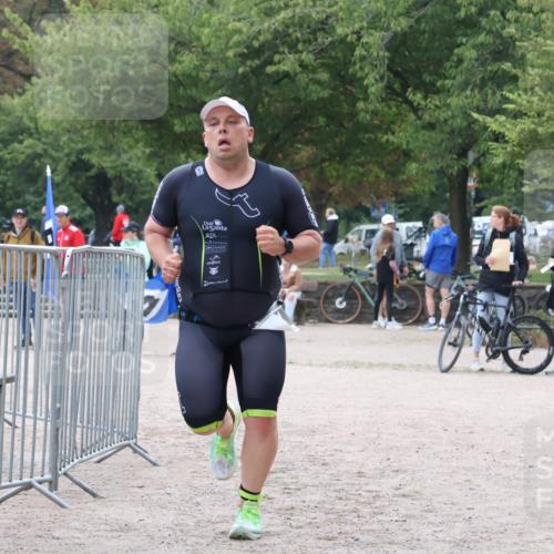 14.09.2025 - Stadtparktriathlon Strokosch-Dieckow http://msf.ph/oto/8883717 14.09.2025 10:16:53 Ziel 421, 453, 471 meine-sportfotos.de