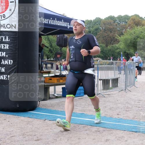 14.09.2025 - Stadtparktriathlon Strokosch-Dieckow http://msf.ph/oto/8883727 14.09.2025 10:16:55 Ziel 421, 453, 471 meine-sportfotos.de