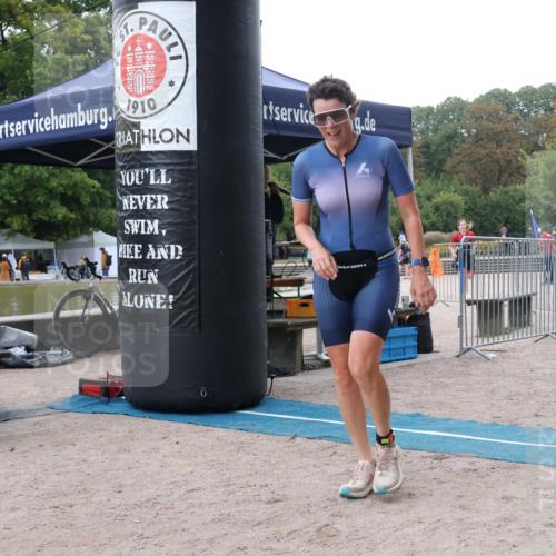 14.09.2025 - Stadtparktriathlon Strokosch-Dieckow http://msf.ph/oto/8883811 14.09.2025 10:18:29 Ziel 395, 464, 482 meine-sportfotos.de