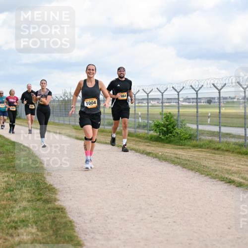 14.09.2025 - Airport Race Dr. Thomas Lammeyer http://msf.ph/oto/8883833 14.09.2025 12:38:06 Laufen 1429, 1004, 064 meine-sportfotos.de