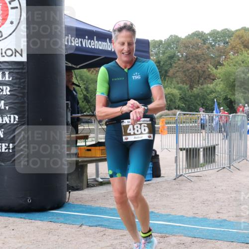14.09.2025 - Stadtparktriathlon Strokosch-Dieckow http://msf.ph/oto/8883870 14.09.2025 10:19:11 Ziel 486 meine-sportfotos.de