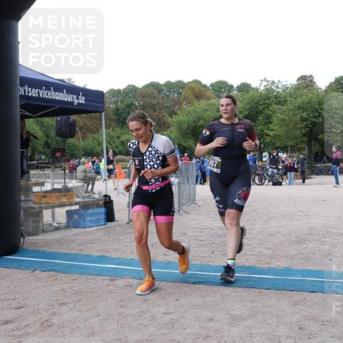 14.09.2025 - Stadtparktriathlon Strokosch-Dieckow http://msf.ph/oto/8883917 14.09.2025 10:20:51 Ziel 387, 439, 455 meine-sportfotos.de