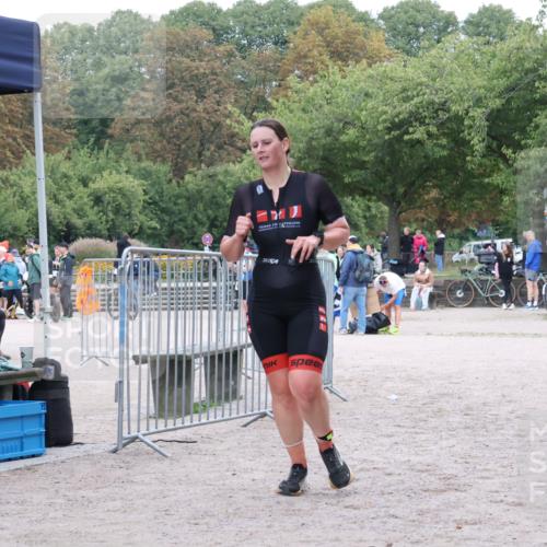 14.09.2025 - Stadtparktriathlon Strokosch-Dieckow http://msf.ph/oto/8884011 14.09.2025 10:22:00 Ziel 472, 483, 495 meine-sportfotos.de
