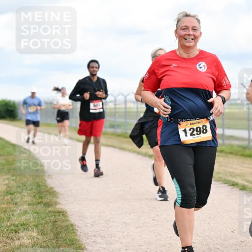 14.09.2025 - Airport Race Dr. Thomas Lammeyer http://msf.ph/oto/8884025 14.09.2025 12:38:20 Laufen 1298, 1158 meine-sportfotos.de