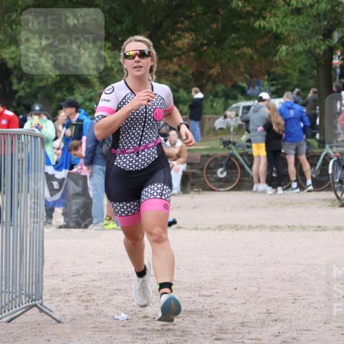 14.09.2025 - Stadtparktriathlon Strokosch-Dieckow http://msf.ph/oto/8884055 14.09.2025 10:22:47 Ziel 497 meine-sportfotos.de