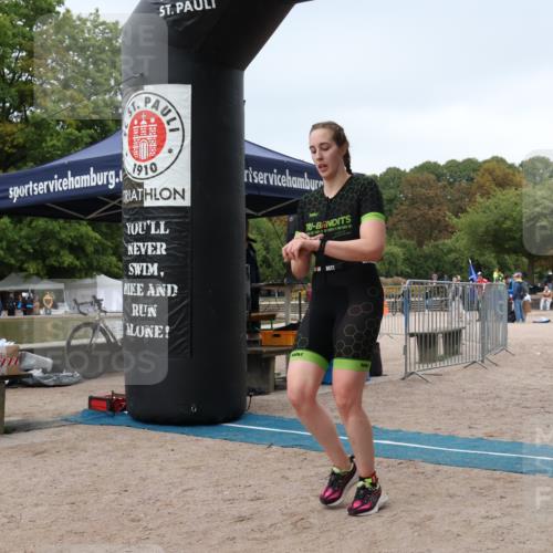 14.09.2025 - Stadtparktriathlon Strokosch-Dieckow http://msf.ph/oto/8884092 14.09.2025 10:23:22 Ziel 488 meine-sportfotos.de